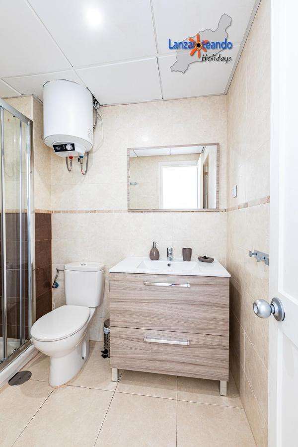 Vivienda Vacacional Buby Costa Teguise Kültér fotó