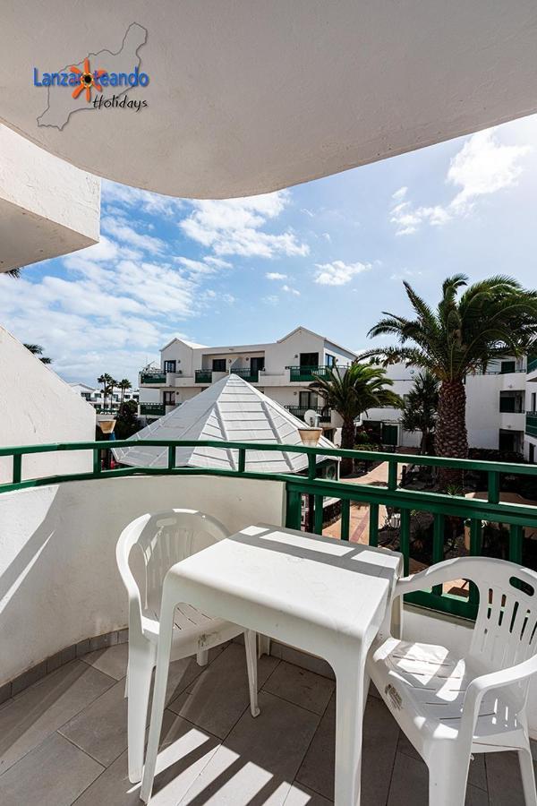 Vivienda Vacacional Buby Costa Teguise Kültér fotó